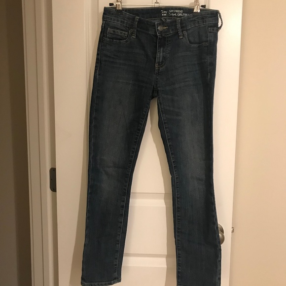 Gap Soft Wear Mid Rise Girlfriend Jeans 0/25 R - Picture 2 of 4
